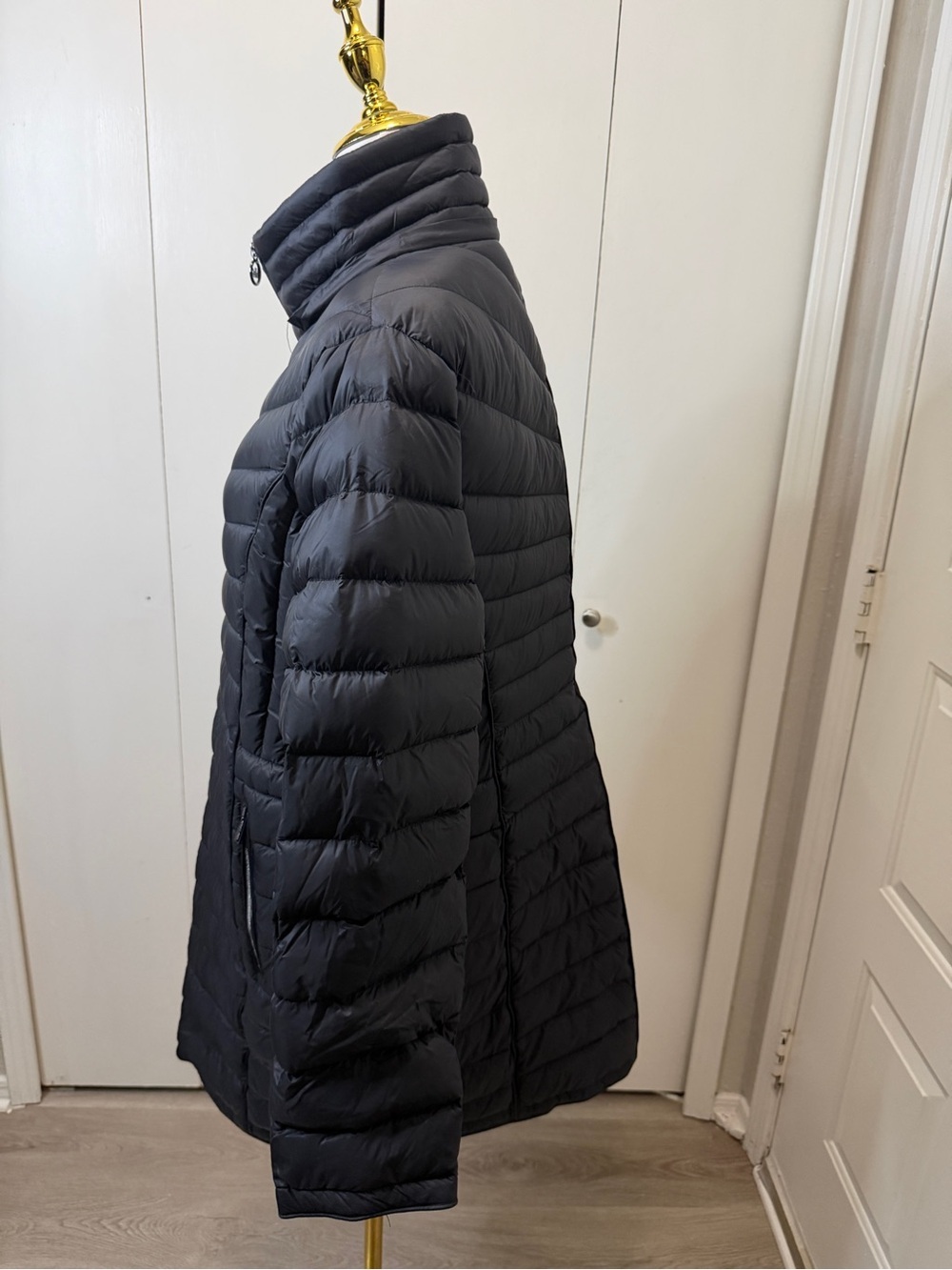 Michael Kors Black Quilted Down-Fill Jacket - Picture 5 of 9